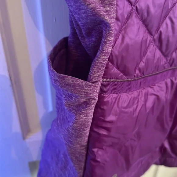 Top - Picture 9 of 15